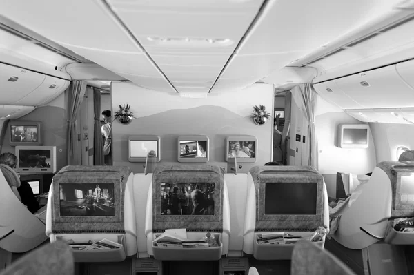 Boeing 777 business class interior. — 图库照片