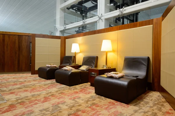 Emirates business class lounge interio — Stockfoto