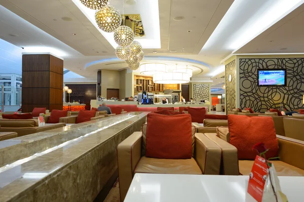 Emirates business class lounge inredning — Stockfoto