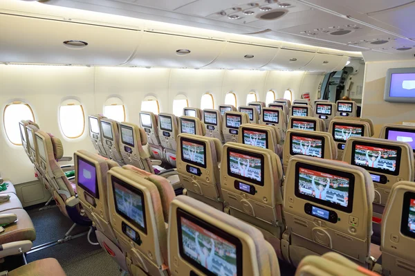 Interior da aeronave Emirates Airbus A380 — Fotografia de Stock