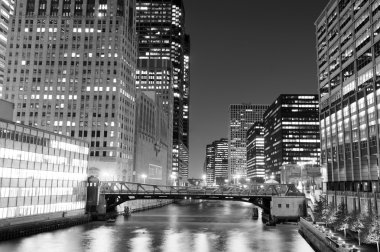 Chicago downtown geceleri