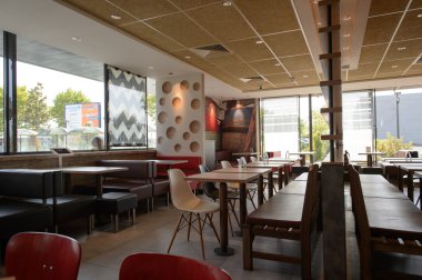 McDonald's Restoran iç.