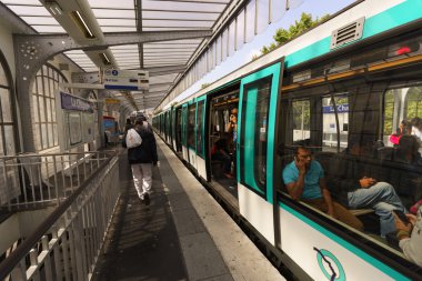 Paris Metropolitain station