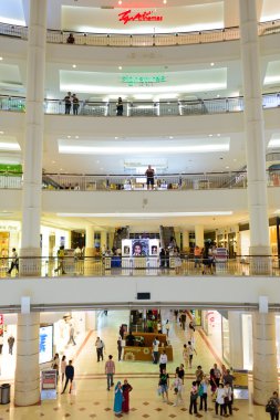 Petronas ikiz kuleleri alışveriş merkezi