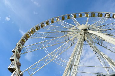 Paris downtwn eğlence parkı