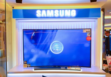 Hong Kong Alışveriş merkezinde TV