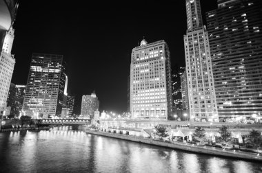 Chicago downtown geceleri