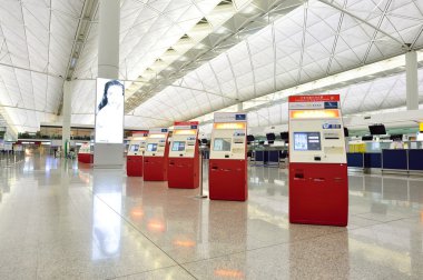 havaalanında check-in büfeleri