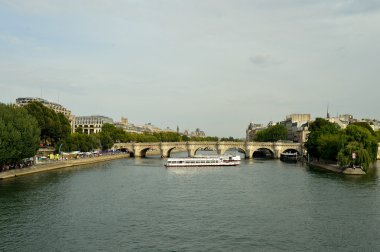 Seine Nehri. Paris