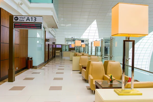 Dubai International Airport interior — Stock Photo, Image