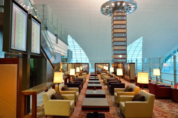 阿联酋航空业务类休息室内政 — 图库照片