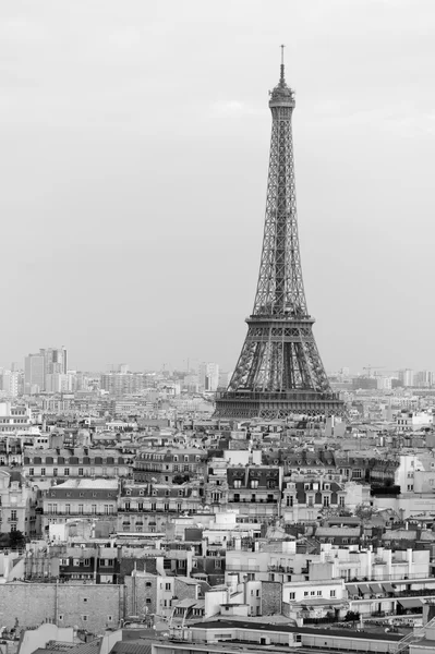 De toren van Eiffel in Parijs centrum — Stockfoto
