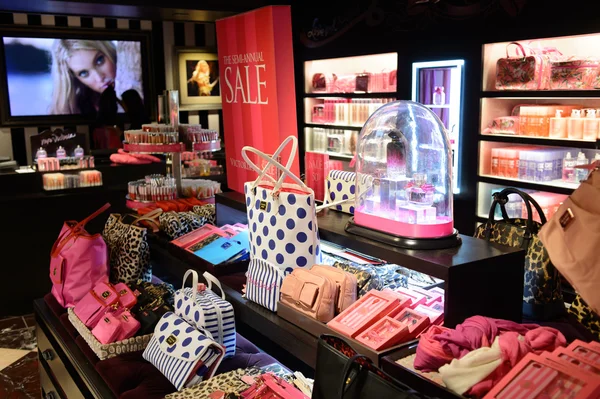 Victoria's Secret Store szczegóły wnętrza — Zdjęcie stockowe