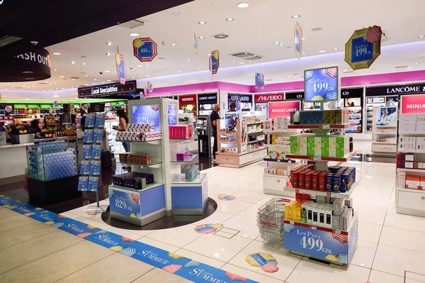 Intérieur du magasin à Aéroport — Photo