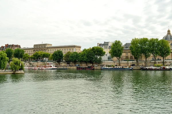 Rivier de Seine. Parijs — Stockfoto