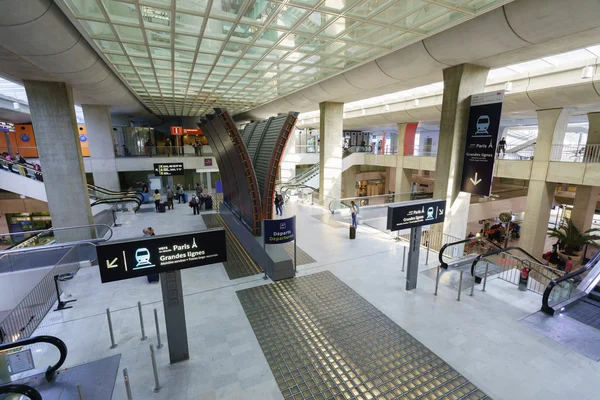 Charles de Gaulle Aeroporto interior — Fotografia de Stock