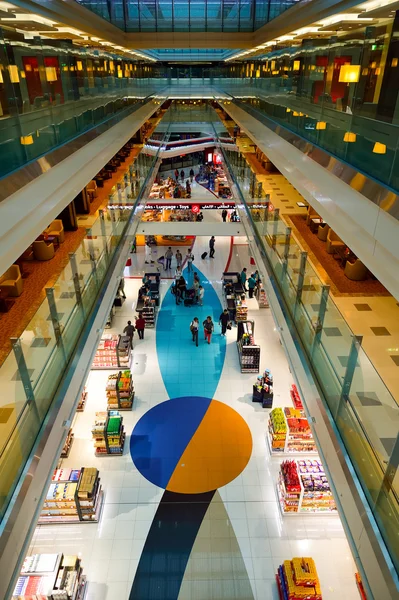 Aeropuerto Internacional de Dubai interior — Foto de Stock