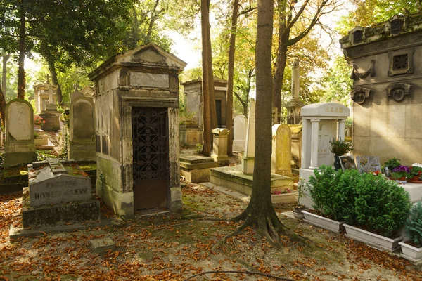 Pere lachaise begraafplaats — Stockfoto