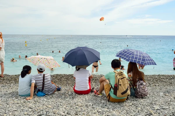 People on the beach, Nice — Stock Photo, Image