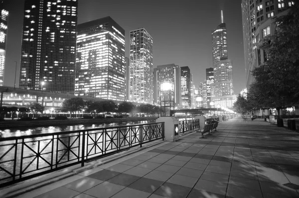 Chicago centro de noche —  Fotos de Stock