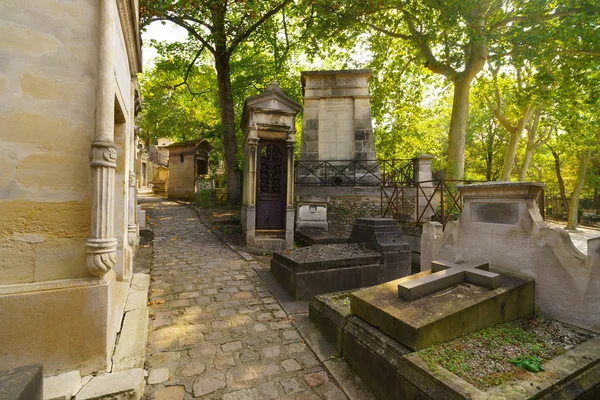 Pere Lachaise Cemetery — Stock Photo, Image