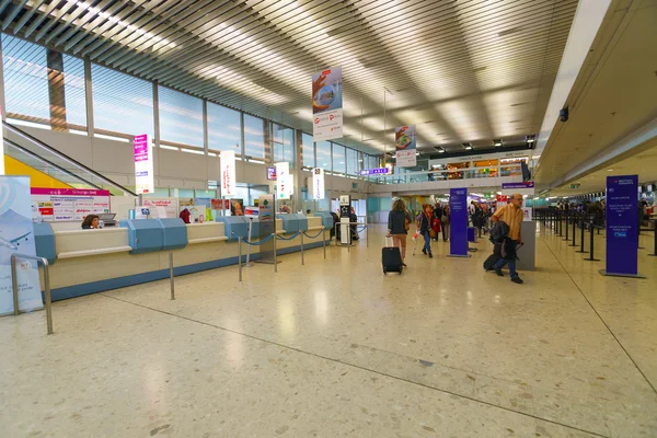 Interior of Geneva Airport — Stock Photo, Image