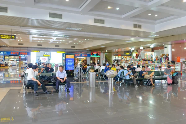 Интерьер международного аэропорта Ной Бай — стоковое фото