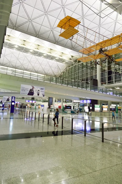 香港国際空港のインテリア — ストック写真