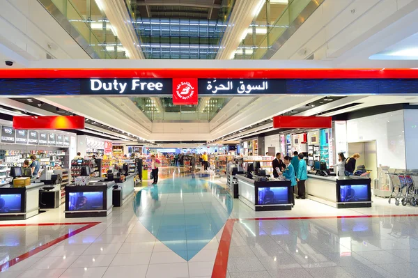 Intérieur de Dubaï Duty Free — Photo