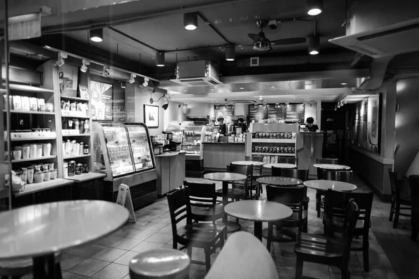 스타벅스 카페 인테리어 — 스톡 사진