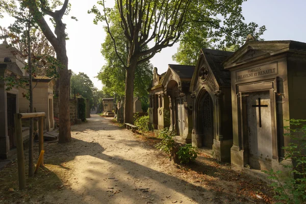 Pere Lachaise Cemetery — Stock Photo, Image