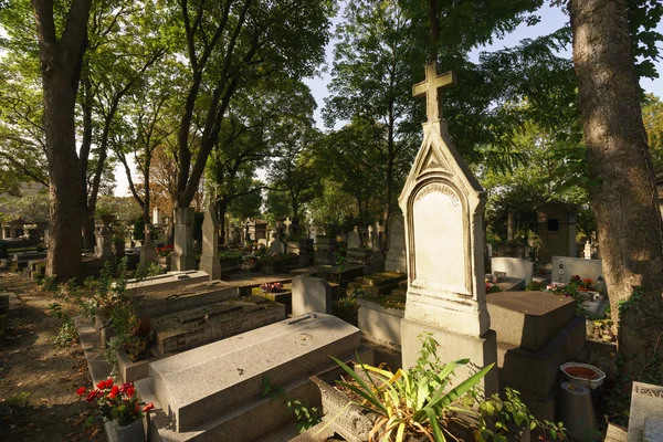 Pere lachaise cmentarz — Zdjęcie stockowe