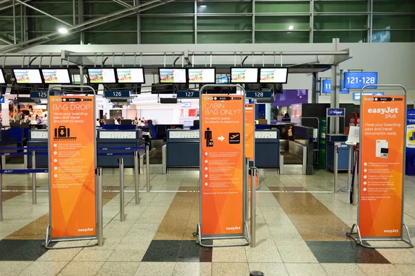 Aeropuerto Internacional de Praga — Foto de Stock