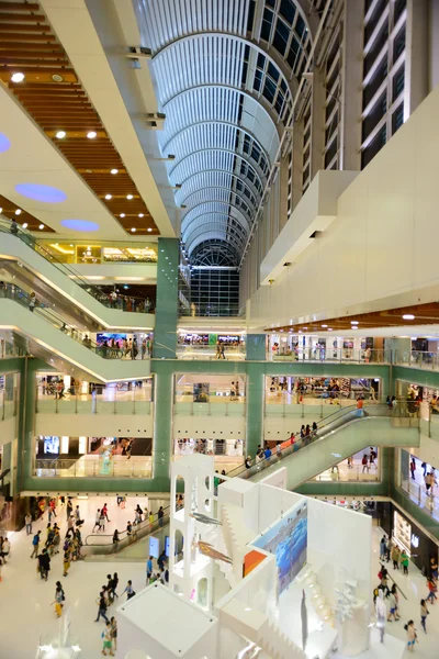 Yeni şehir Plaza iç — Stok fotoğraf