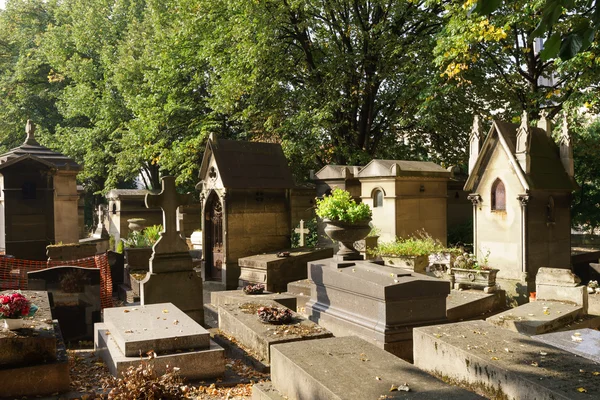 Pere Lachaise Cemetery — Stock Photo, Image