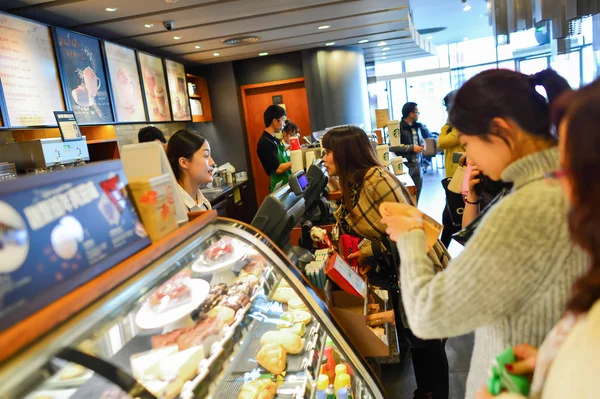 Starbucks Café interior —  Fotos de Stock