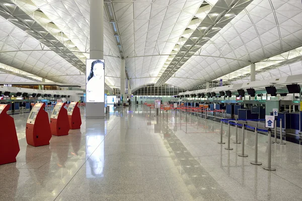 Hongkongs internationella flygplats interiör — Stockfoto