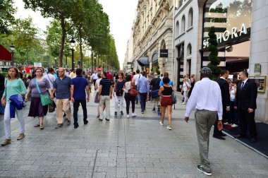Paris sokakları., Fransa
