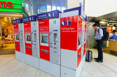 Düsseldorf Tren İstasyonu