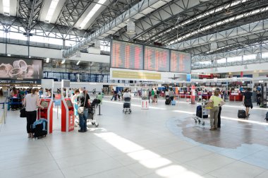 Prag Havaalanı iç