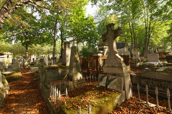 Pere Lachaise Cemetery — Stock Photo, Image