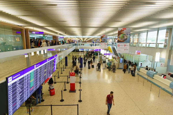 Interior del Aeropuerto de Ginebra — Foto de Stock