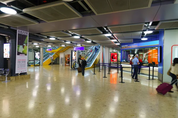 Interior do Aeroporto de Genebra — Fotografia de Stock