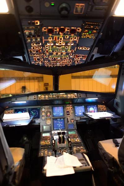 Airbus A320 cockpit interior — Stok fotoğraf