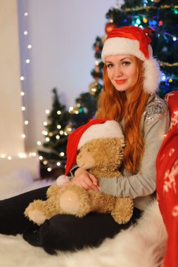 Noel tatili sırasında kadın