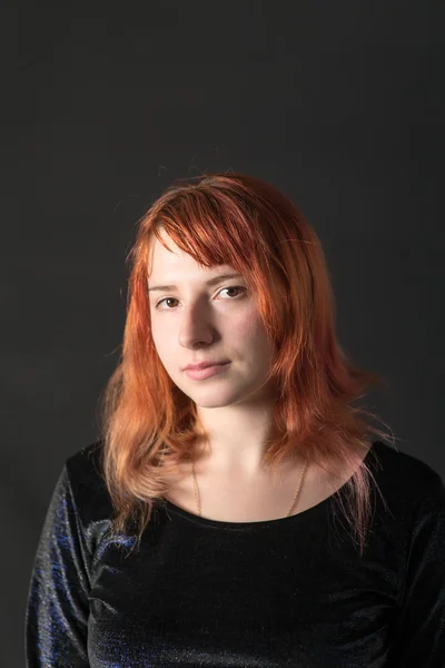 Menina com cabelo vermelho — Fotografia de Stock