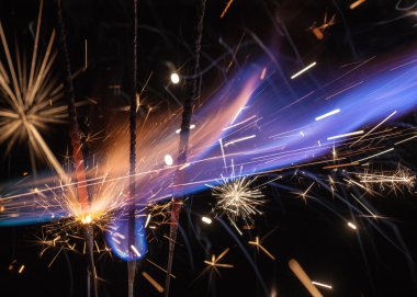 ateş ve kıvılcım soyutlama