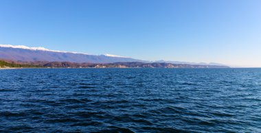 Deniz, dağlar