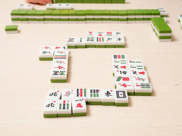 Mahjong Posición Aleatoria Dados Sobre Mesa — Foto de Stock