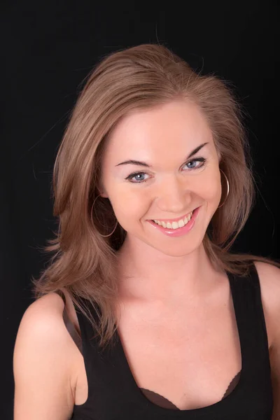 Retrato Estudio Una Chica Sonriente Sobre Fondo Negro — Foto de Stock